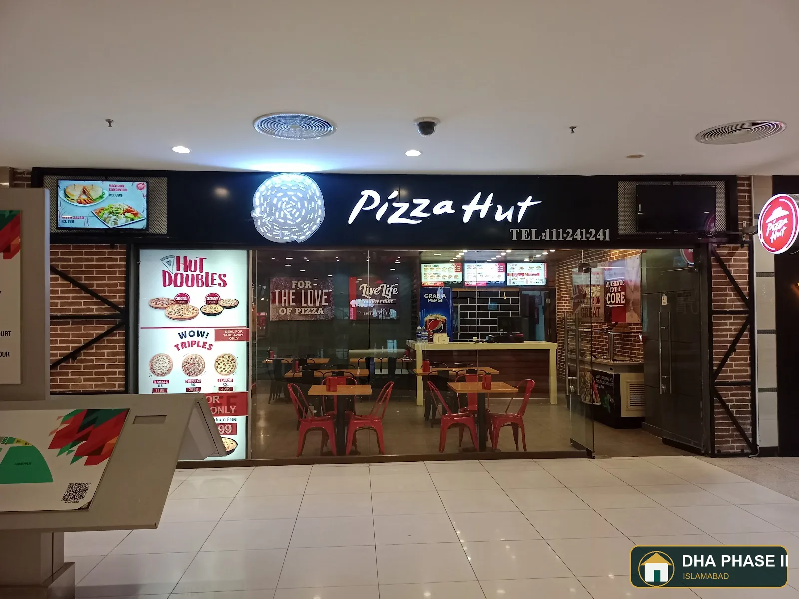 KFC | WTC in DHA Phase 2 Islamabad — photo 14