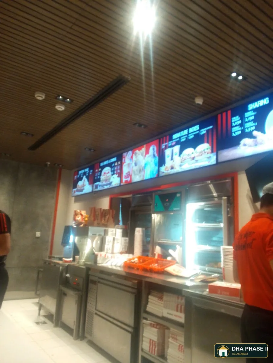 KFC | WTC in DHA Phase 2 Islamabad — photo 8