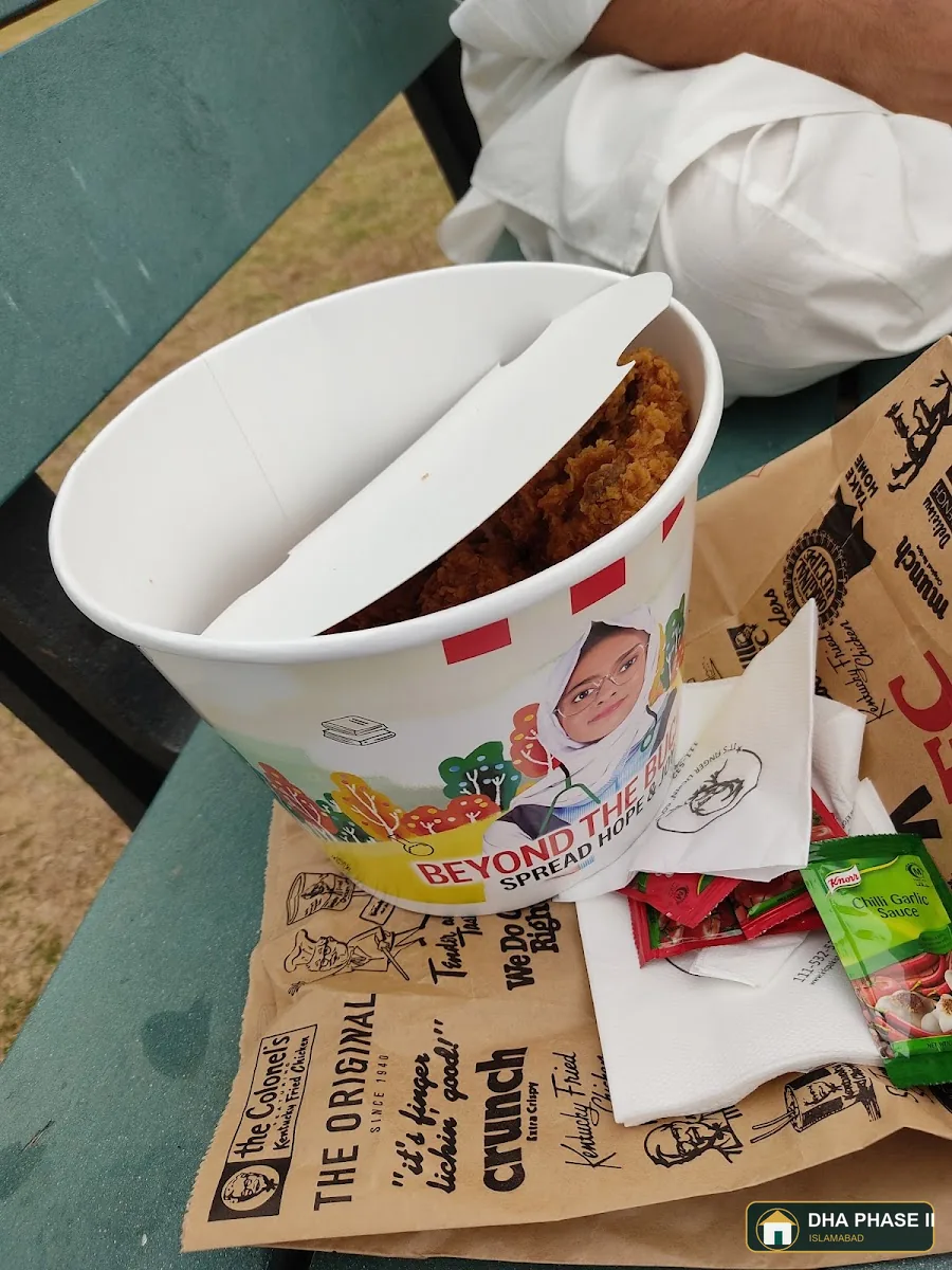 KFC in DHA Phase 2 Islamabad — photo 4