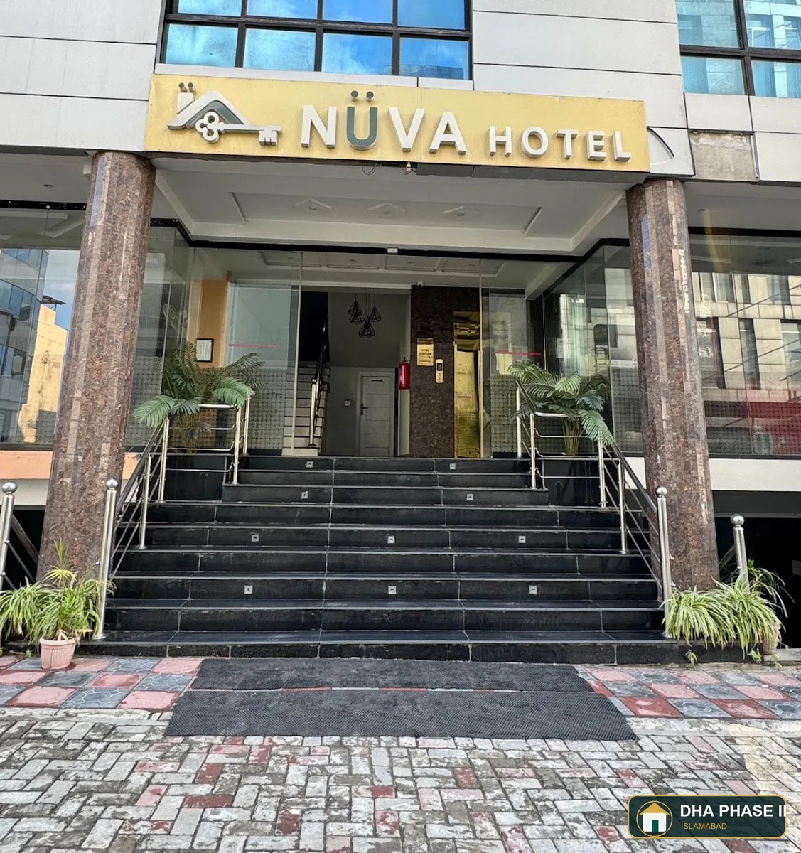 Nuva Hotel