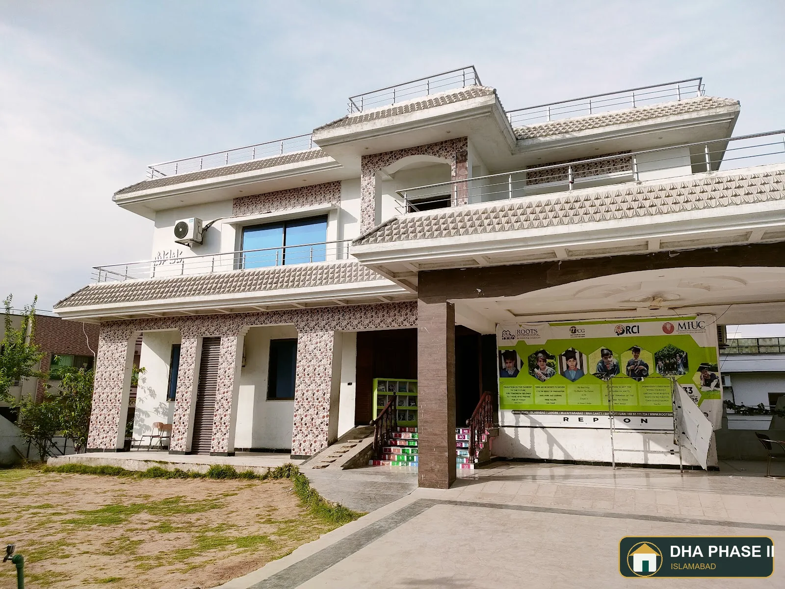 Roots International Schools & Colleges (Bloomsbury Campus) in DHA Phase 2 Islamabad — photo 4