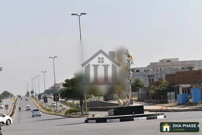 In DHA Phase 2 - Sector F 8 Marla Commercial Plot For sale image 1