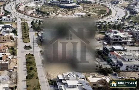1 Kanal Level Plot On CLUB Avenue Sec E DHA 2 For Sale image 1