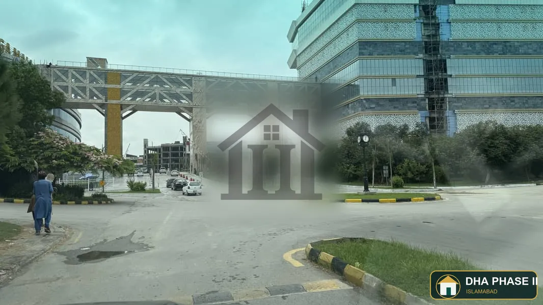 Front Open Giga Mall View 1 Kanal Plot Available For Sale image 1