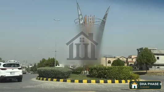 10 Marla Boulevard Corner + Park Face Plot Of Is Available For Sale image 1