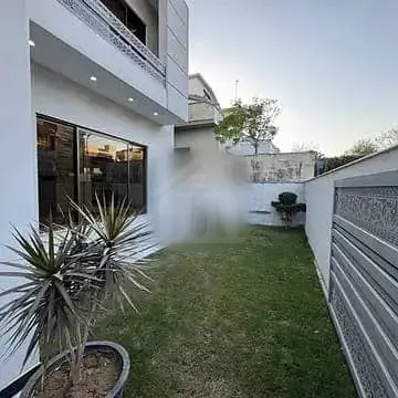 Prime Location Striking 1 Kanal House for Sale in DHA Phase 2 Islamabad