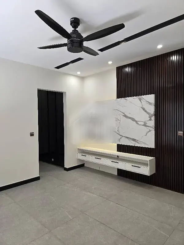 Luxury Single Unit 1 Kanal House for Sale in DHA Phase 2 Islamabad