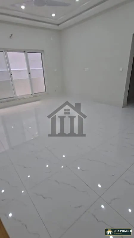 Brand New 1 Kanal Upper Portion For Rent Near Main Jinnah Blvd 3 Bed &Amp  Servant Qtr